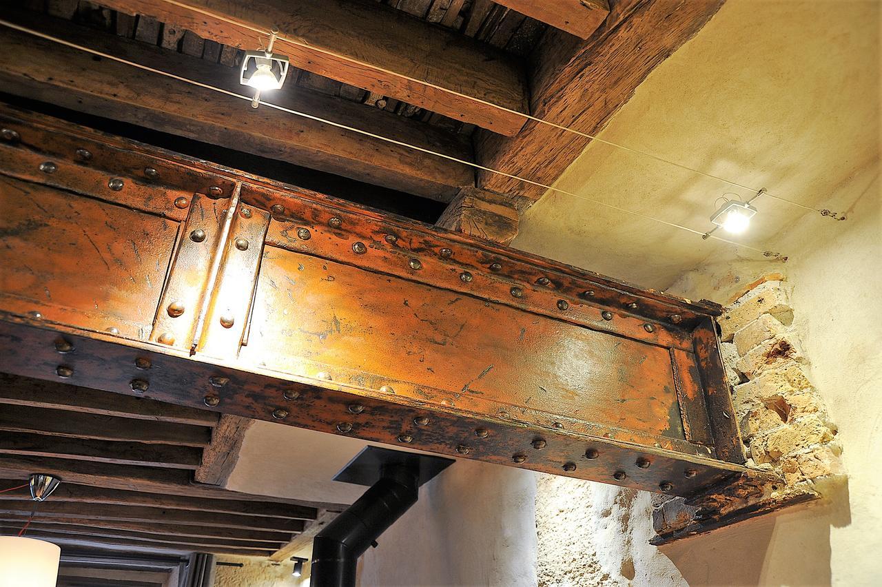 Beautiful Apartment In Historical Marais باريس المظهر الخارجي الصورة