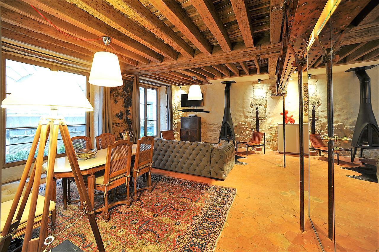 Beautiful Apartment In Historical Marais باريس المظهر الخارجي الصورة