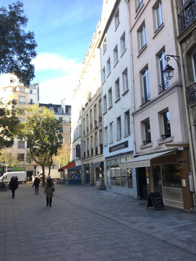 Beautiful Apartment In Historical Marais باريس المظهر الخارجي الصورة